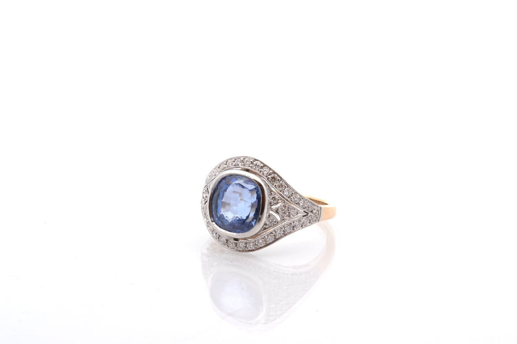 Bague 53 Bague saphir de Ceylan 5,65 ct et diamants en or 18 k 58 Facettes 26870-26640