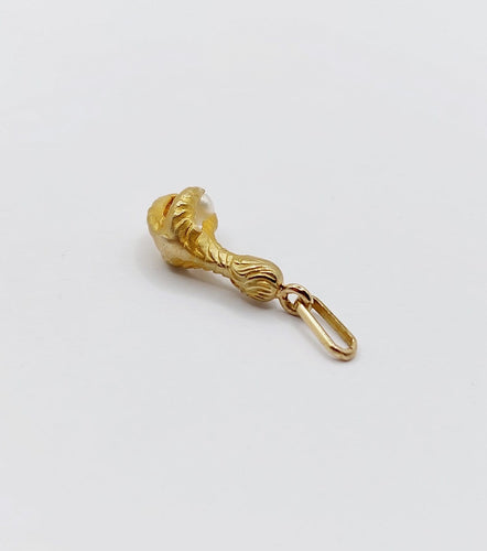 Pendentif Pendentif serre d’aigle antique en or 18k et perle 58 Facettes A07760