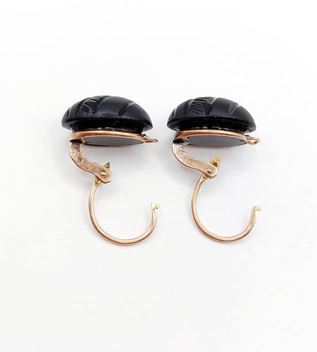 Boucles d'oreilles Dormeuses antiques en or 18k et cabochons de jais 58 Facettes A07866