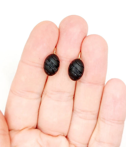 Boucles d'oreilles Dormeuses antiques en or 18k et cabochons de jais 58 Facettes A07866