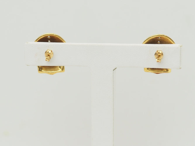 Boucles d'oreilles Boucles d’oreilles vintage coquillage en or jaune 18K et diamants 58 Facettes 26596