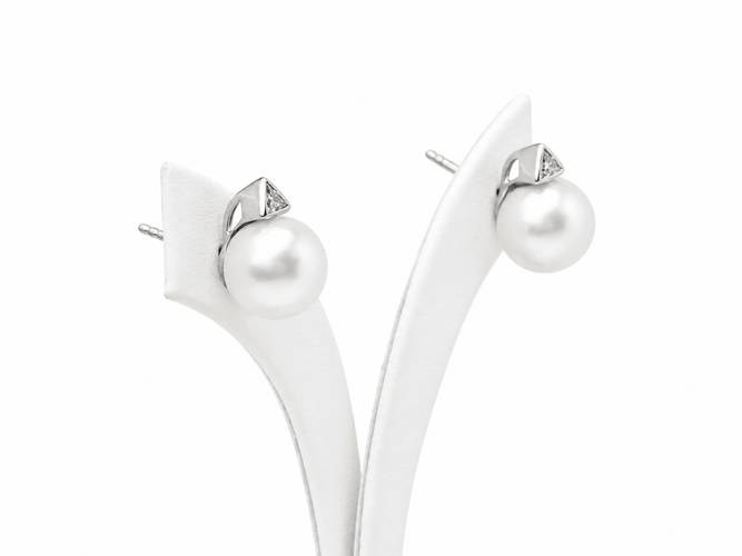 Boucles d'oreilles Boucles d’oreilles en or blanc 18K, perles australiennes et diamants 58 Facettes 32161