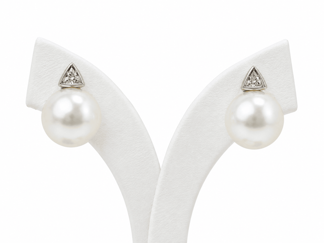 Boucles d'oreilles Boucles d’oreilles en or blanc 18K, perles australiennes et diamants 58 Facettes 32161