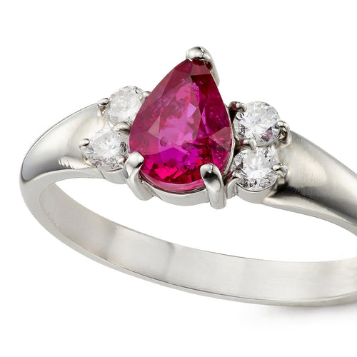 Bague 51 Bague de fiançailles en platine, rubis birman non chauffé et diamants 58 Facettes VI-0018