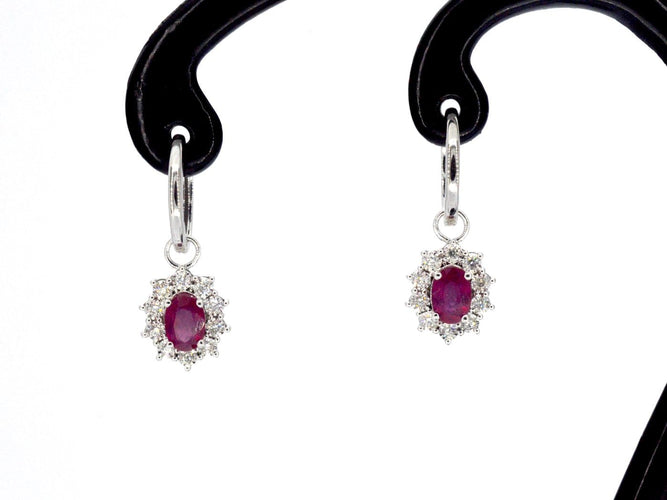 Boucles d'oreilles Boucles d'oreilles pendantes en or blanc, diamants et rubis 58 Facettes 2388