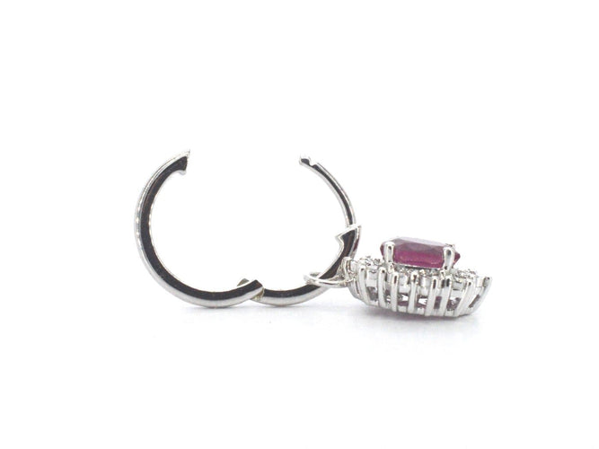 Boucles d'oreilles Boucles d'oreilles pendantes en or blanc, diamants et rubis 58 Facettes 2388