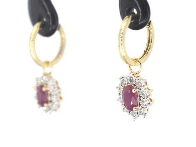 Boucles d'oreilles Boucles d'oreilles pendantes en or 14k, diamants et rubis 58 Facettes 2389