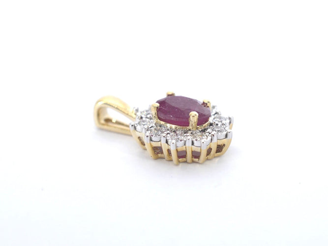 Pendentif Pendentif en or 14 carats, diamants et rubis 58 Facettes 2391