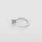Bague 50 Bague solitaire en or blanc, platine et diamant 0,75 ct 58 Facettes B260497