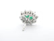 Boucles d'oreilles Boucles d'oreilles en or blanc 14 carats, diamants et émeraudes 58 Facettes 2396