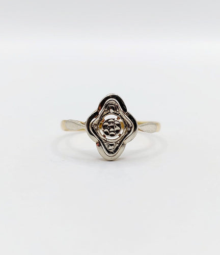 Bague 51 Bague Art déco en or 18k à fleur ciselée 58 Facettes A07880