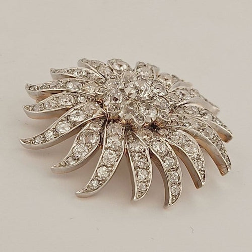 Broche Broche Art déco en or blanc et diamants 58 Facettes 2690503