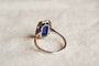 https://cdn.shopify.com/s/files/1/0963/7950/2920/files/bague-octogonale-art-deco-en-or-blanc-sertie-d-un-saphir-synthetique-verneuil-et-de-diamants-taille-rose-bague-femme.jpg?v=1790672230