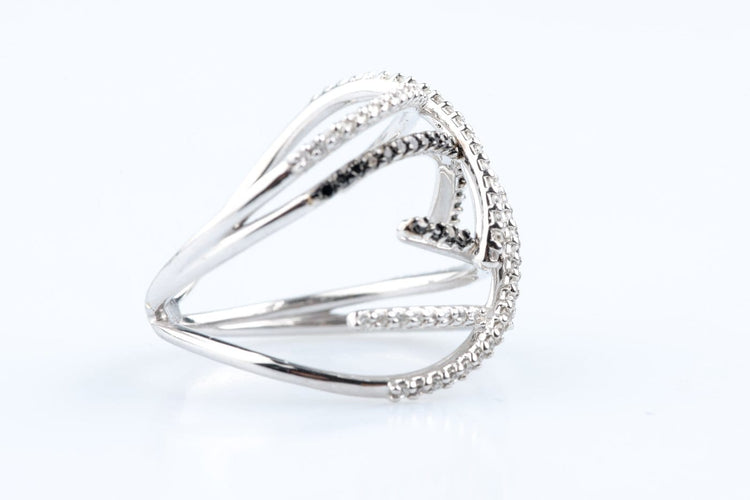 Bague 54 Bague joaillière en or blanc 18K, diamants blancs et noirs 58 Facettes BG31300464-107