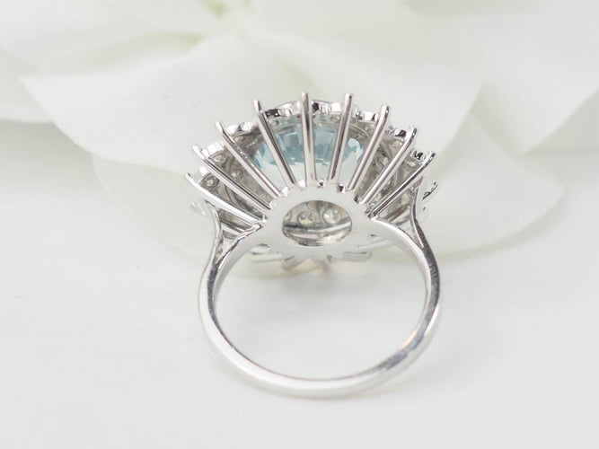 Bague 52.5 Bague entourage vintage aigue-marine, diamants, or blanc et platine 58 Facettes