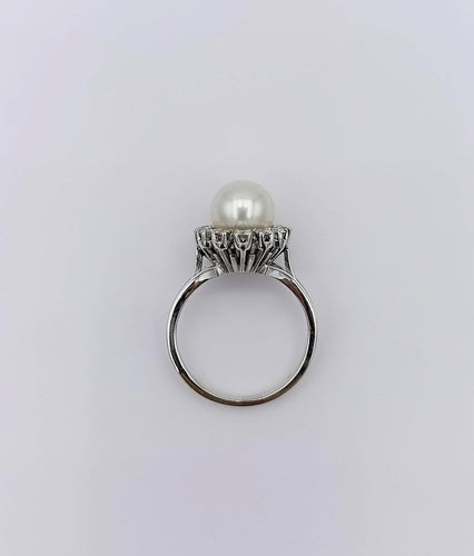 18K-gold-pearl-and-diamond-ring-10.jpg