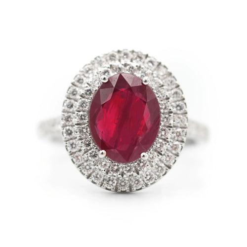 Bague 53 Bague en or 18 kt, rubis ovale et diamants 58 Facettes 23632