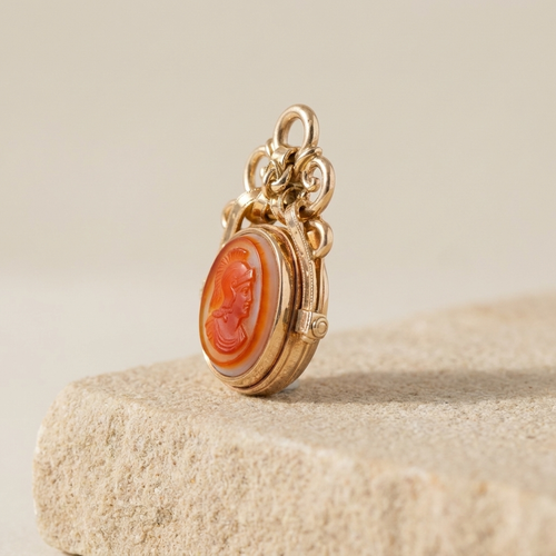 Pendentif Vintage - Pendentif réversible en or jaune 585 avec gemme et héliotrope 58 Facettes HJ062674
