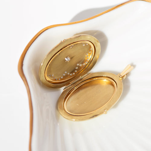 https://cdn.shopify.com/s/files/1/0442/6560/3235/files/Vintage-Diamant-Medaillon-Honey-Jewelry-445.jpg?v=1791026389