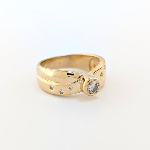 Bague 51 Bague ruban en or jaune et diamants 58 Facettes 38080
