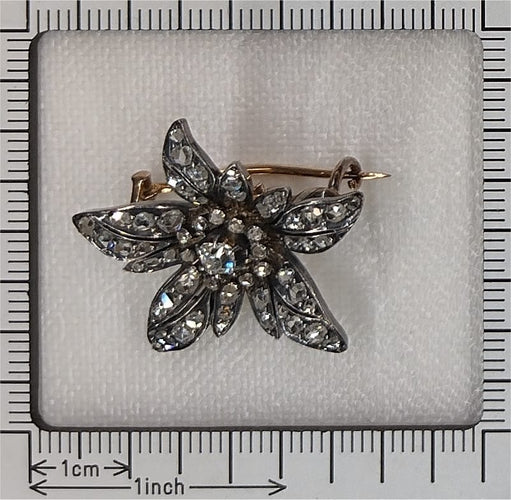 26260-0088.p08_Antique diamond flower brooch in gold and silver  circa 1840-en.jpg