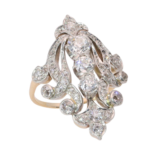 26273-0124.p10_Belle  poque Diamond Scroll Ring in Gold and Platinum  circa 1910-en.jpg