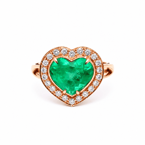 Anillo de corazón con esmeralda verde.png