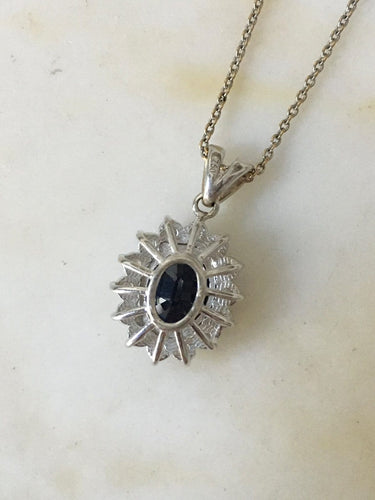 Collier Collier en or blanc 18K, saphir et diamants 58 Facettes 298