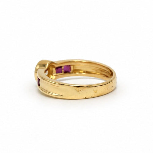 Bague 54 Bague vintage en or jaune 18k, rubis et diamant 58 Facettes SA089