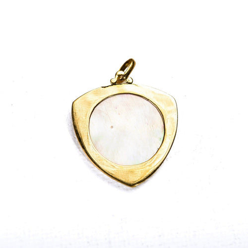 Pendentif Médaille religieuse ancienne en nacre et or jaune 18k 58 Facettes LMB-419