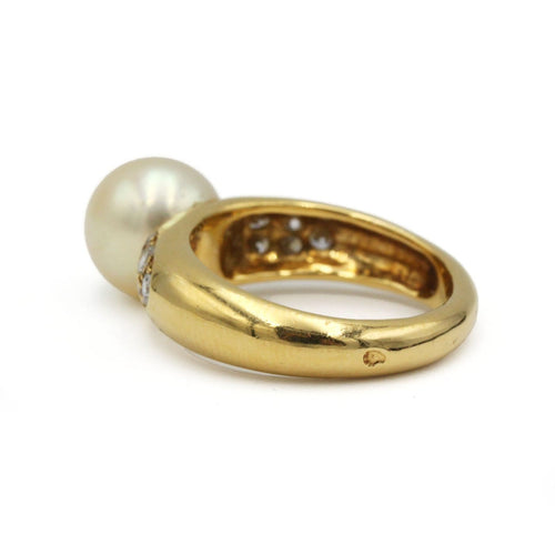 Bague 52 Bague en or jaune 18K, diamants et perle 58 Facettes SA045