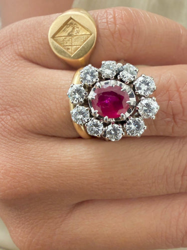 Bague 56 Bague Pompadour en or blanc, rubis et diamants 58 Facettes BM270
