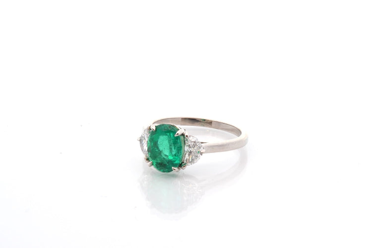 Bague 53 Bague en platine avec émeraude 1,96 ct et diamants 58 Facettes 27095-27127-27263