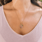 Pendentif coeur rayonnant or jaune Toi Moi rubis_porté.png