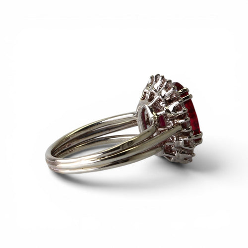 Bague 48 Bague ancienne en platine et or blanc, rubis et diamants 58 Facettes