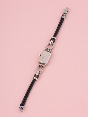 Montre Montre Art déco en platine et diamants 58 Facettes 300