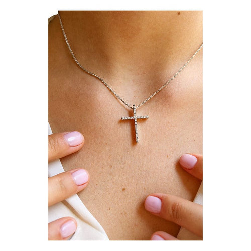 Collier Collier avec pendentif croix en or blanc 18k et diamants 58 Facettes G4042