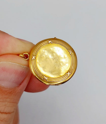 Pendentif Pendentif porte-photo en or 18k, couronne, Art nouveau, vers 1910 58 Facettes A07896