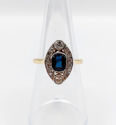 Bague 51.5 Bague marquise ancienne en or 18k et platine, saphir et diamants, vers 1920 58 Facettes A07898
