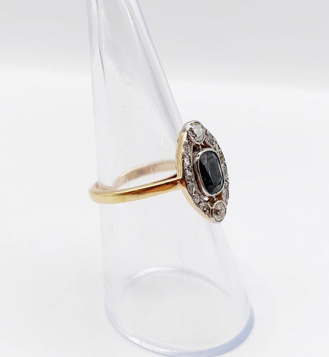 Bague 51.5 Bague marquise ancienne en or 18k et platine, saphir et diamants, vers 1920 58 Facettes A07898