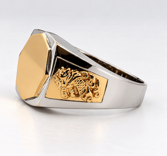 Bague 62 Chevalière homme en or bicolore 18 carats 58 Facettes Tri