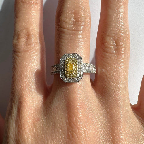 yellow-diamond-109ct-ring-18k-white-gold-2 (1).jpg