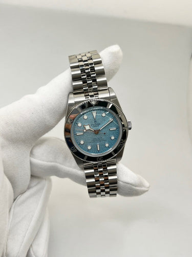 Montre Tudor Black Bay 54 - Montre automatique en acier, cadran bleu, 37 mm 58 Facettes 2330
