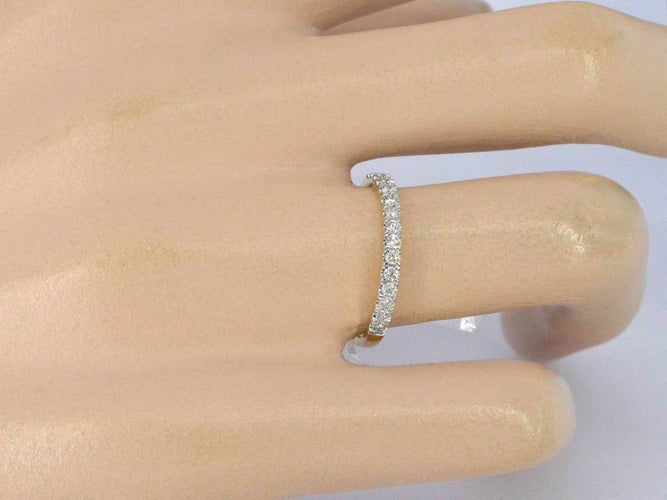Bague 53 Bague en or 14 carats (585) et diamants 58 Facettes 2622