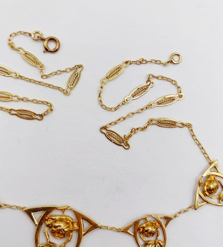 Collier Collier Art nouveau filigrané en or 18k à motifs floraux, vers 1920 58 Facettes A07908