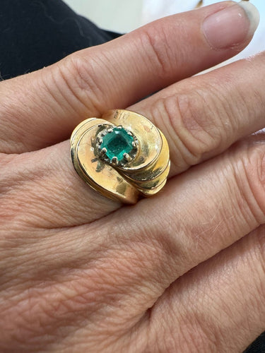 Bague 53 Bague en or jaune 750/1000 avec émeraude 58 Facettes Bague