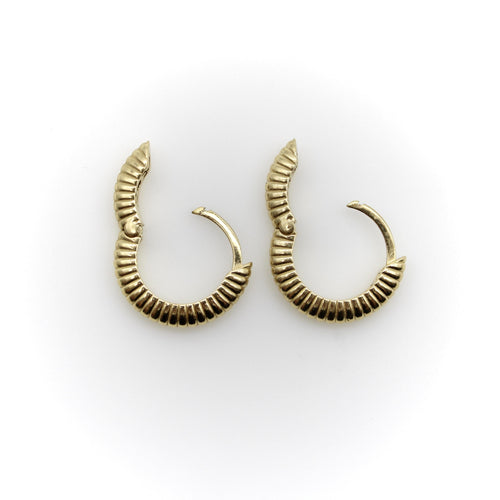 Boucles d'oreilles Créoles vintage côtelées en or 14k 58 Facettes 11234
