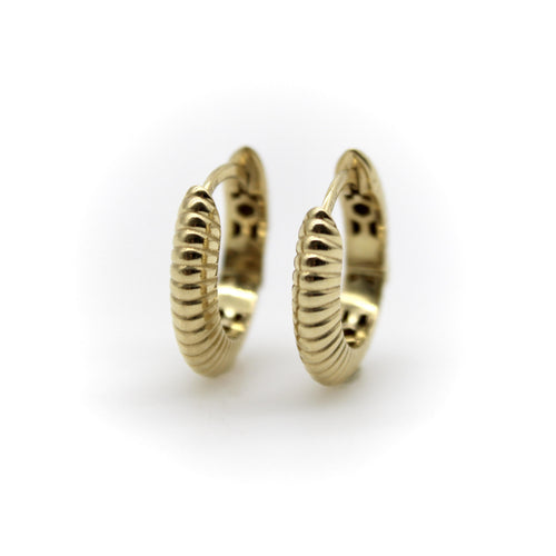 Boucles d'oreilles Créoles vintage côtelées en or 14k 58 Facettes 11234