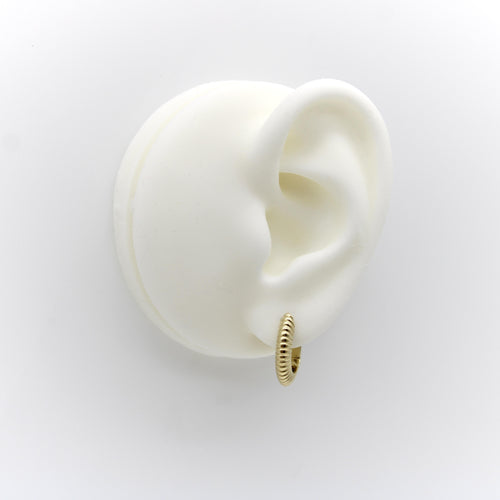 Boucles d'oreilles Créoles vintage côtelées en or 14k 58 Facettes 11234