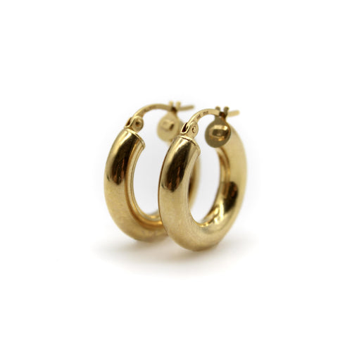 Boucles d'oreilles Boucles d’oreilles créoles macaroni vintage italiennes en or 18k 58 Facettes 11233